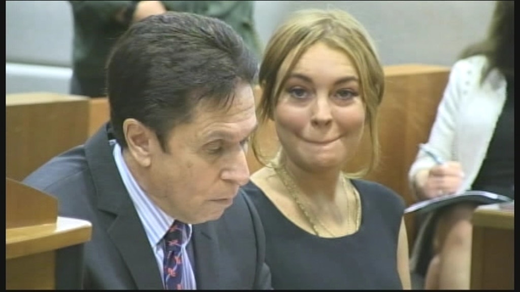 lindsay lohan courtroom 660 fox3.JPG